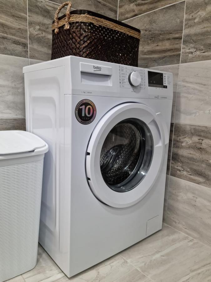 Lilien Apartment Airport Ledine Zewnętrze zdjęcie