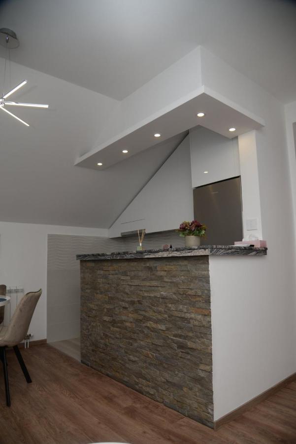 Lilien Apartment Airport Ledine Zewnętrze zdjęcie