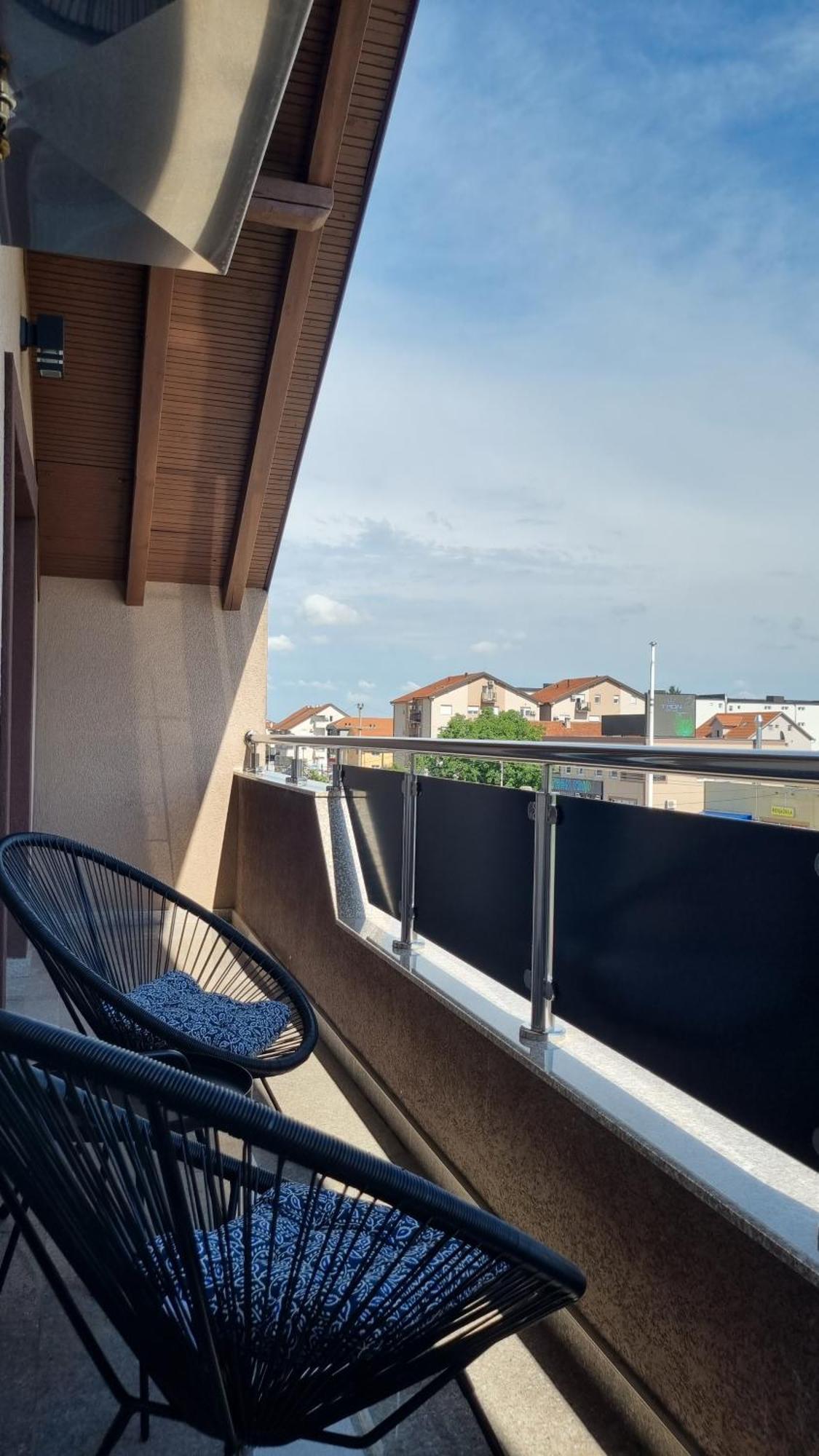 Lilien Apartment Airport Ledine Zewnętrze zdjęcie